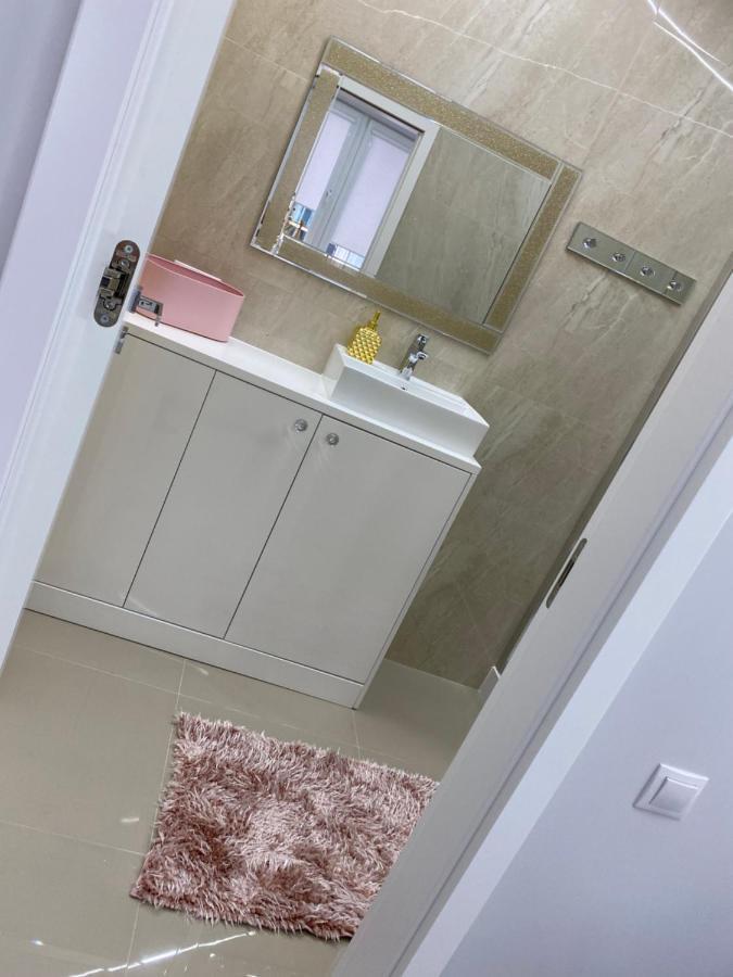 Novel New Apartment Varşovia Exterior foto